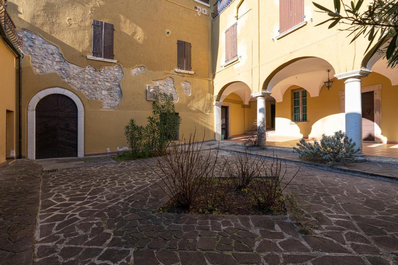 Appartamento Agata San Felice del Benaco Exterior foto