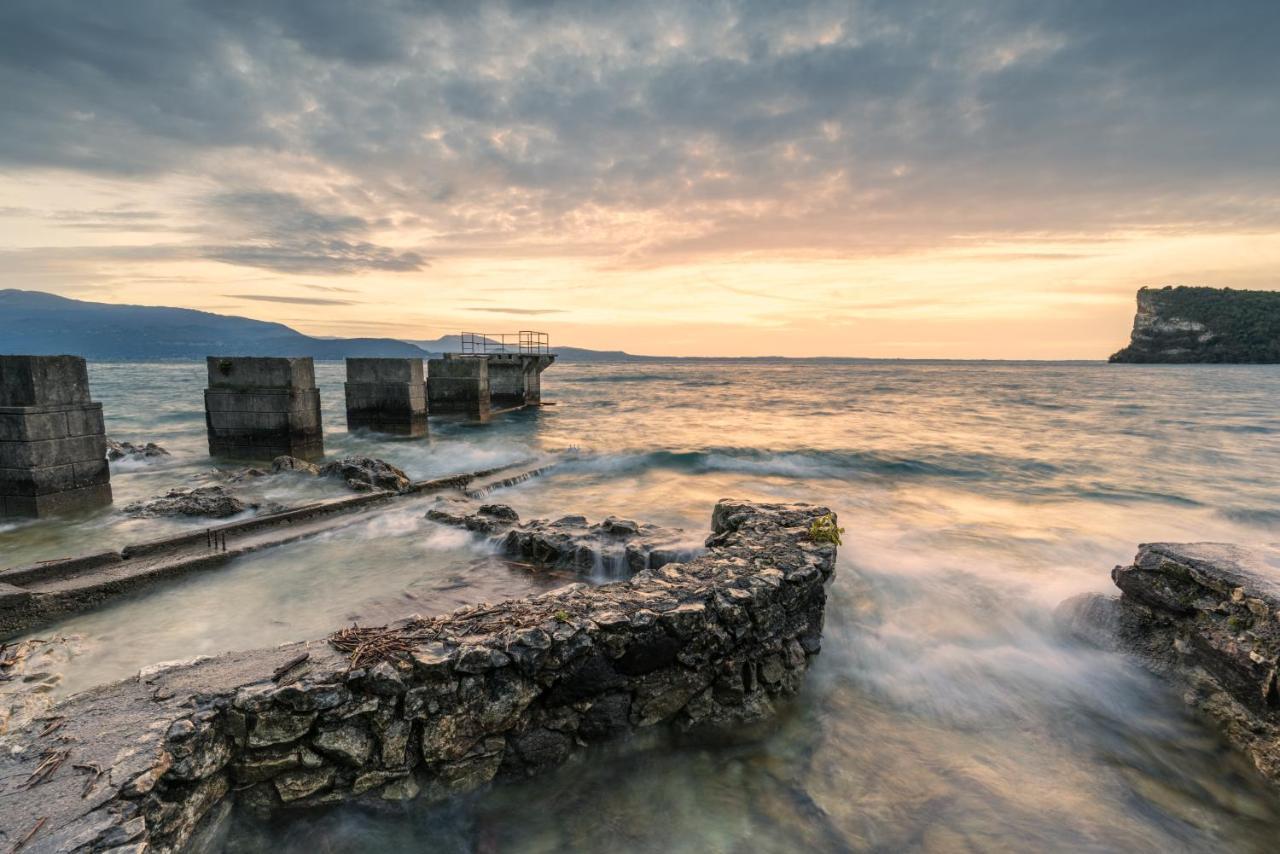 Appartamento Agata San Felice del Benaco Exterior foto